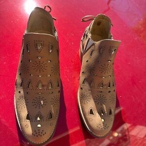Anthropologie Musse & Cloud Tan Perforated Leather Shoes